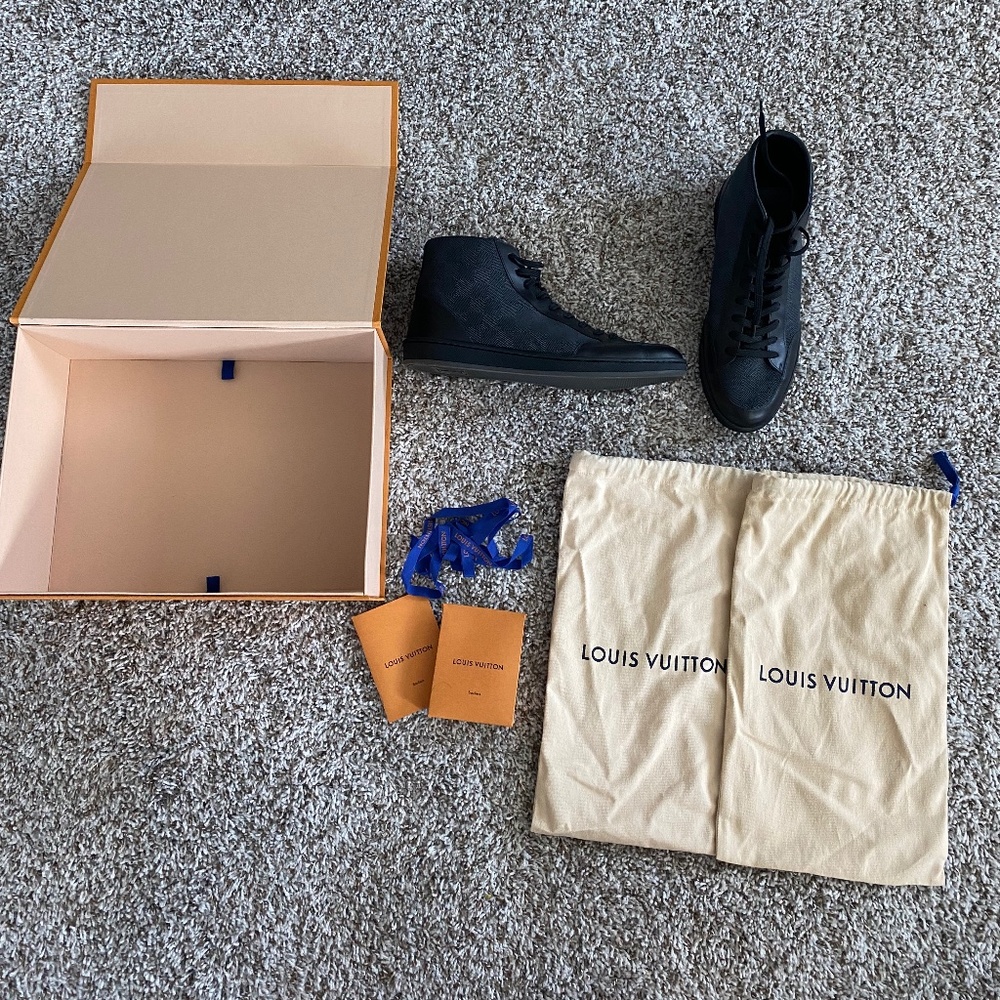 Size 9 Mens Louis Vuitton navy monogrammed sneaker/boot